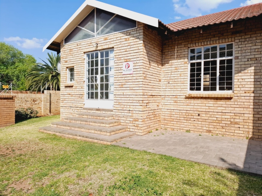 2 Bedroom Property for Sale in Pentagon Park Free State